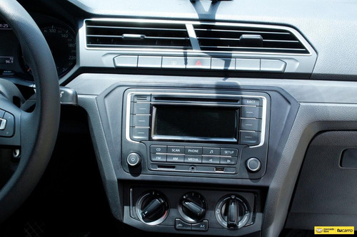Imagen 22 de 25 de Volkswagen Voyage 1.6 Trendline