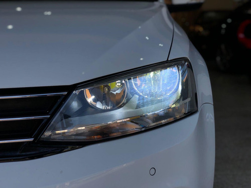 Imagem 13 de 15 de Volkswagen Jetta 1.4 Tsi Comfortline Tiptronic 2016 Baixo Km