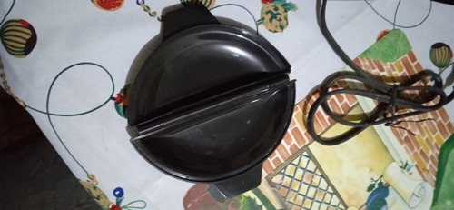Imagen 5 de 5 de Tosty Empanadas Oster