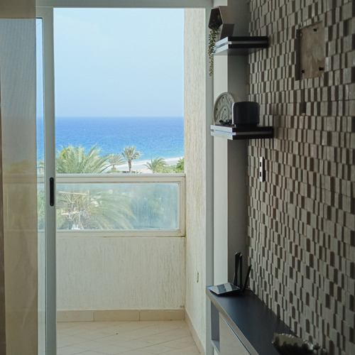Apartamento En Alquiler Fijo, Blue Bay Playa Moreno. Pampat