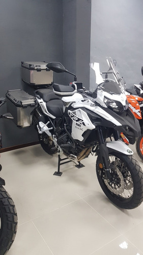 Imagen 2 de 11 de Benelli Trk 502 X
