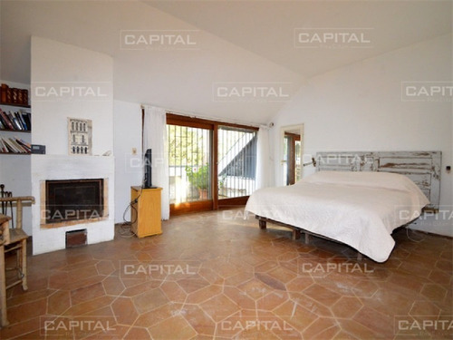 Casa En Venta Playa Mansa Punta Del Este- Ref: 25064