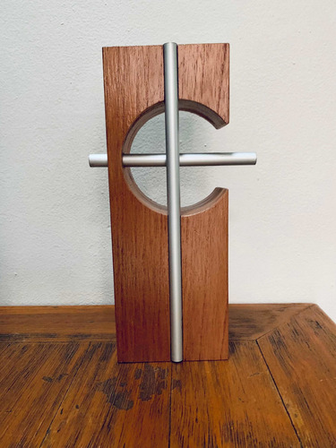 Cruz Minimalista Madera Recuperada Y Aluminio