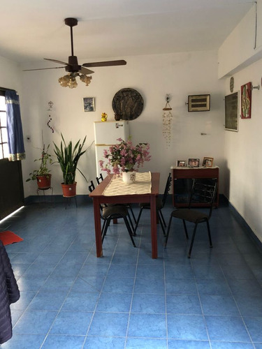 Casa En Venta De 2 Dormitorios C/ Cochera En Pontevedra