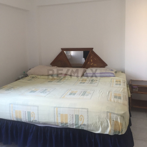 Imagen 8 de 10 de En Venta Amplio Apartamento En Residencias Riazor En Lecheria