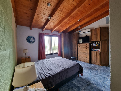 Casa En Venta Hermosa Propiedad De Dos Habitaciones En San Roque 2 Ambientes