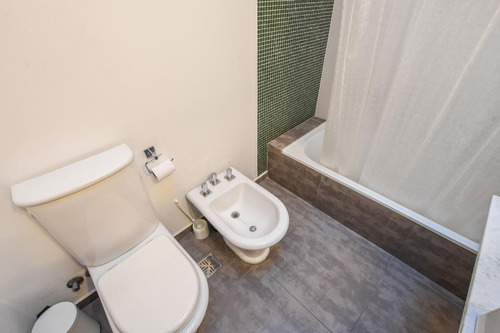 Imagen 13 de 30 de Casa De 3 Dormitorios En Venta Hostal Del Sol Con Pileta Fisherton
