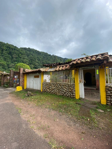 Imagen 1 de 15 de Se Vende Casa Chorro El Indio