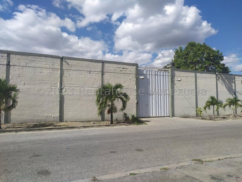 Galpón En Venta Zona Industrial 1 Barquisimeto Kenlimar Nieto 23-22033