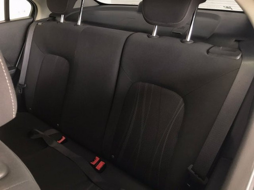 Imagem 5 de 12 de Sonic 1.6 Ltz Sedan 16v Flex 4p Manual