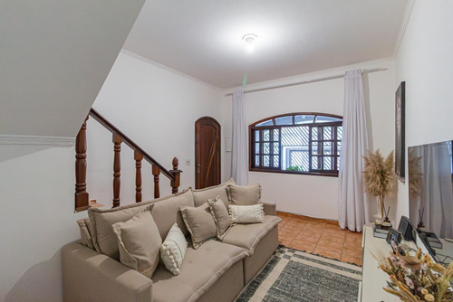 Casa Para Venda Com 3 Quartos 3 Banheiros Sendo 1 Suite