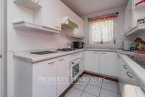 Venta De Casa Con Excelente Ubicación Y Conexión A...
