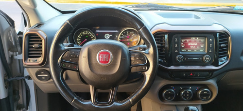 Imagen 14 de 19 de Fiat Toro 2.0 Volcano 4x4 At