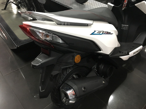 Scooter Honda New Elite 125 Roja Performance Bikes
