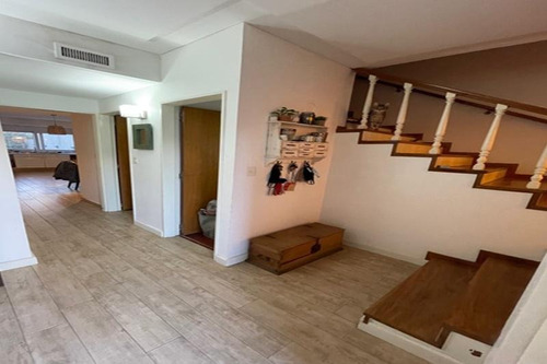 Imagen 17 de 30 de Excelente Casa Desarrollada En 3 Plantas | Muy Buena Ubicación