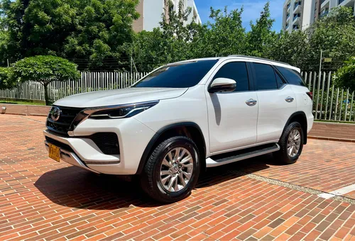 Toyota Fortuner 2.8l