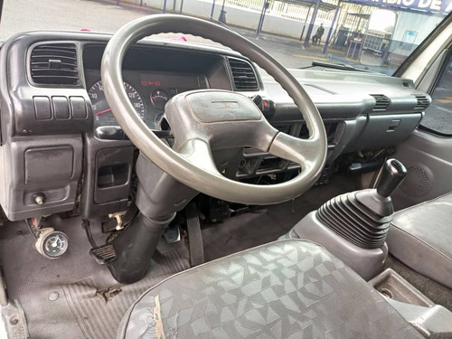 Imagen 9 de 14 de Chevrolet Npr Cava