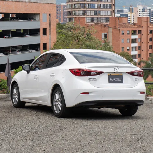Mazda 3 2.0 Touring At