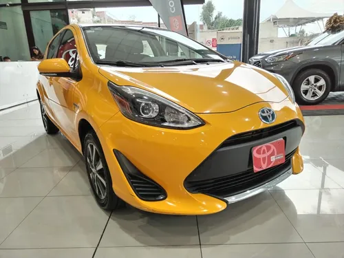 Toyota Prius 2021