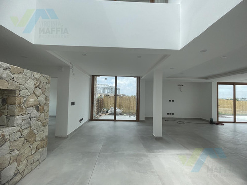 Casa En San Sebastian Laguna