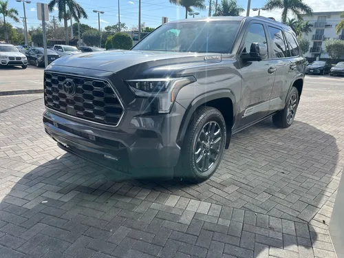 Toyota Sequoia 3.5 V6 Platinum