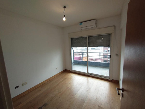 Departamento 2 Ambientes En Barracas Venta