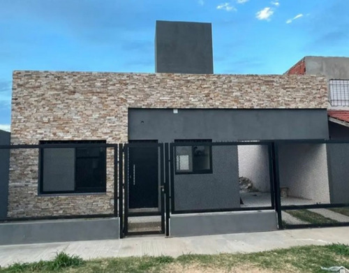 Imagen 1 de 21 de Moderna Casa A Estrenar Barrio La Esmeralda