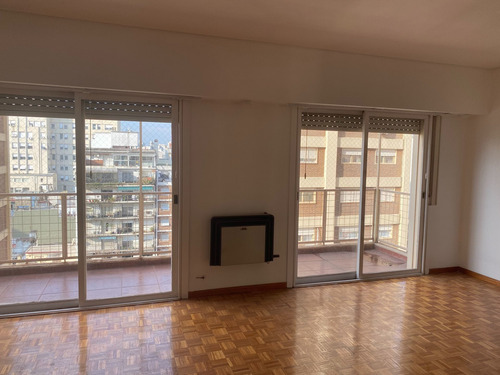 Imagen 3 de 23 de Departamento En Venta En Caballito 4 Ambientes