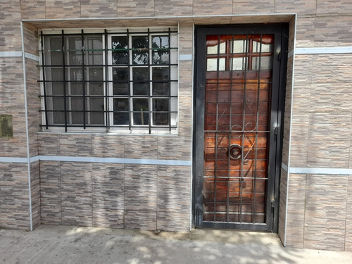 Imagen 2 de 9 de Alvarez 1800 Monoambiente