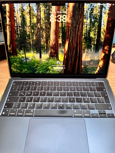 Apple Macbook Air 13.6 256gb Ssd / 8gb M3 Chip - Midnight (Usado)