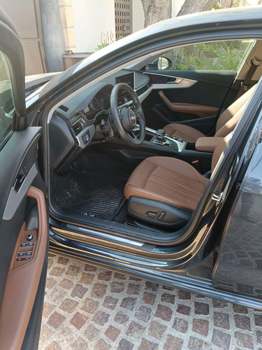 Versión 40 Tfsi Mild Hybrid Select, Stronic Gris Manhattan