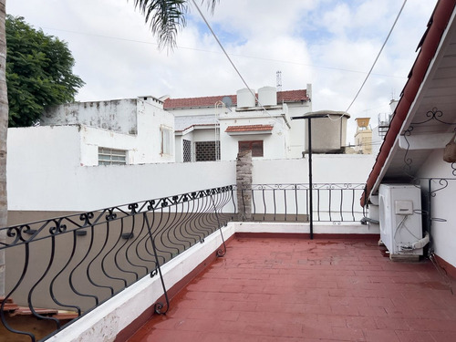 Venta Casa C/ Pileta, Jardin En Lomas Del Mirador