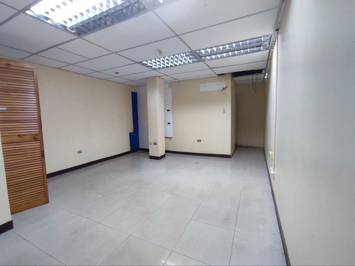 Imagen 5 de 20 de Edificio Comercial En Venta En Las Mercedes