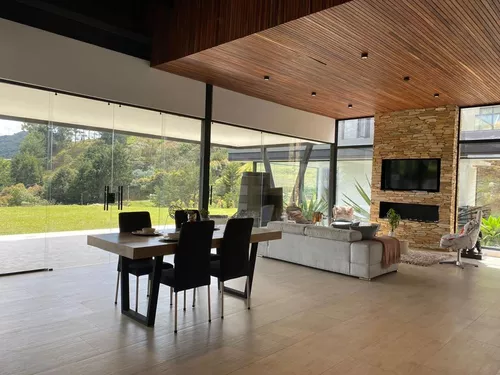 Encantadora Finca En Venta Llanogrande
