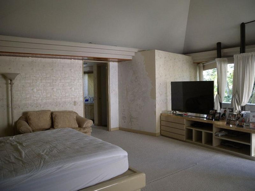 Imagen 8 de 18 de Casa En Venta En Bosques De Las Lomas, Calle Bosque De Sauce