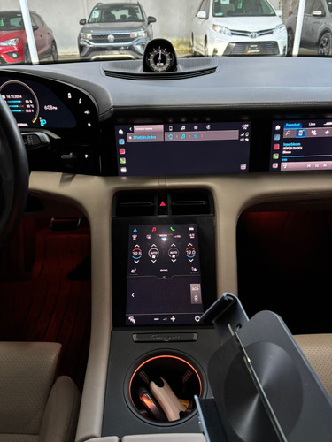 Porsche Taycan 2021