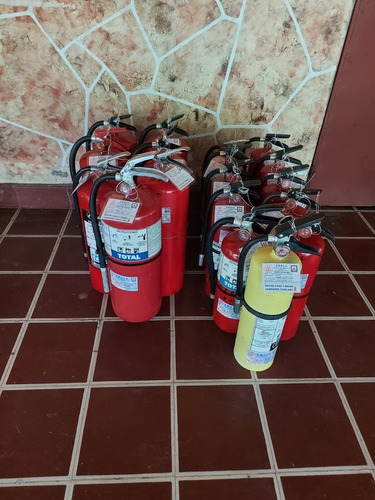 Imagen 2 de 5 de Venta, Carga Mantenimiento Reparación De Extintores Y Mas