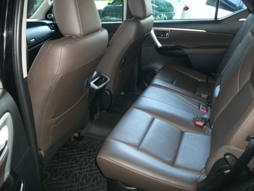 Toyota Hilux Sw4 2.8 4p Srx 4x4 7 Lugares Turbo Diesel Autom