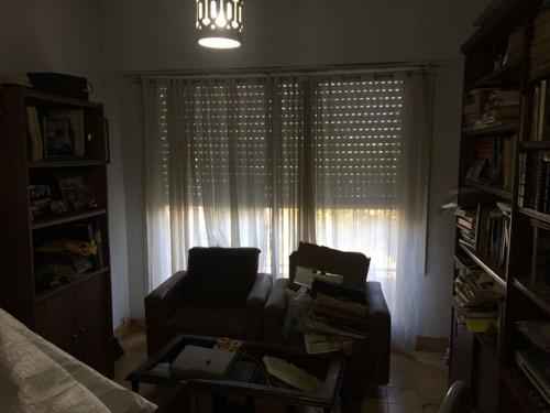 Imagen 6 de 6 de Chalet En Venta Cond En Ituzaingo Norte