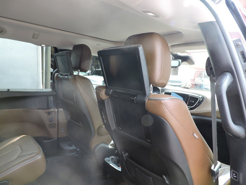 Chrysler Pacifica Limited Platinum Mod 2018