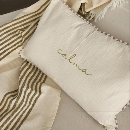 Imagen 2 de 3 de Almohadón Decorativo Rectangular. Caballito. Envio T/ Pais.