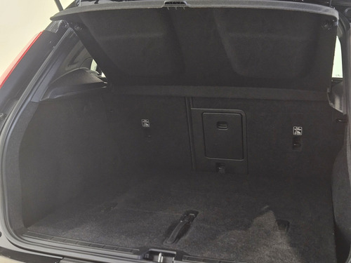 Volvo XC40 2.0 T5 GASOLINA MOMENTUM AWD GEARTRONIC