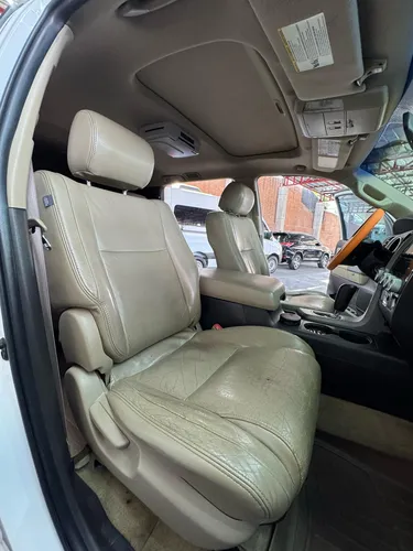 Toyota Sequoia 2010 Sr5
