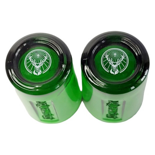 Imagen 7 de 9 de Pack Licor Jagermeister 700ml + 2 Vasos Shot Oficiales.