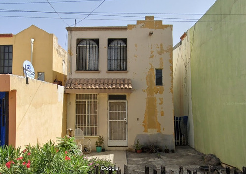 Sk14-casa En Remate Bancario En Azucena 315, Fresnos Viii, 66636 Cdad. Apodaca, N.l.