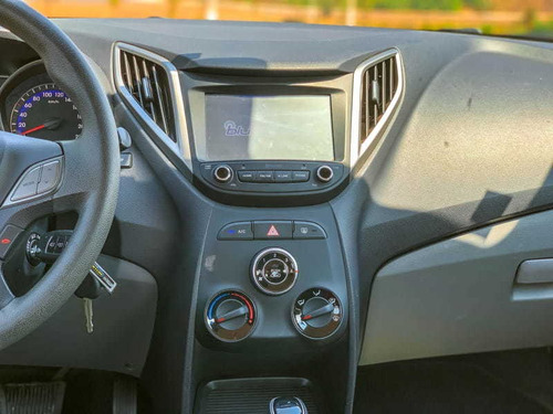 Imagem 9 de 11 de Hyundai Hb20s 1.6a Comf
