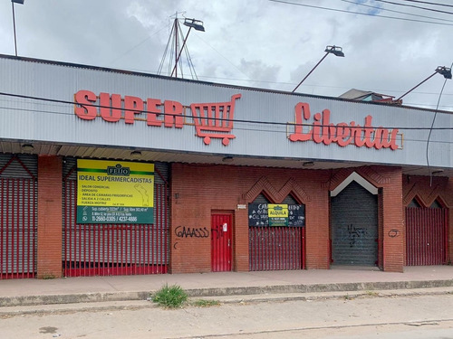 Imagen 2 de 11 de Local En Alquiler En Florencio Varela