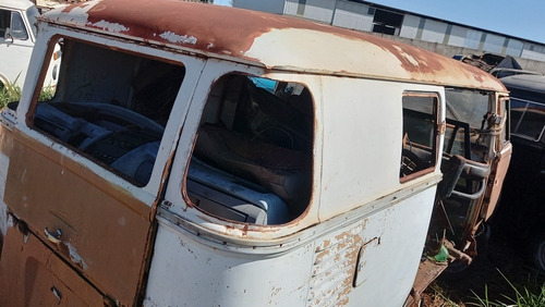 Imagem 15 de 21 de Volkswagen Kombi Corujinha Luxo Motor 1200cc Rarissima