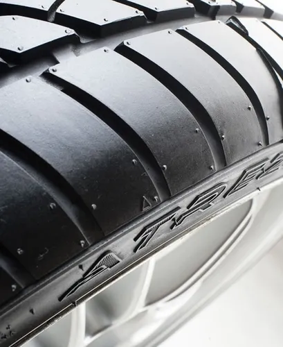 Llanta Sailun 215/35 R17 Atrezzo Zsr