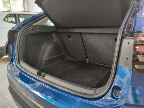 Imagen 16 de 25 de Volkswagen Nivus Trendline 170 Tsi Manual Mt 95cv Autotag 0k